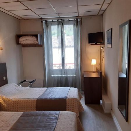 Logis Hotels - Hotel Le Boulevard Mazamet ภายนอก รูปภาพ