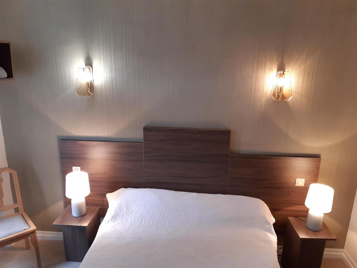 Logis Hotels - Hotel Le Boulevard Mazamet ภายนอก รูปภาพ